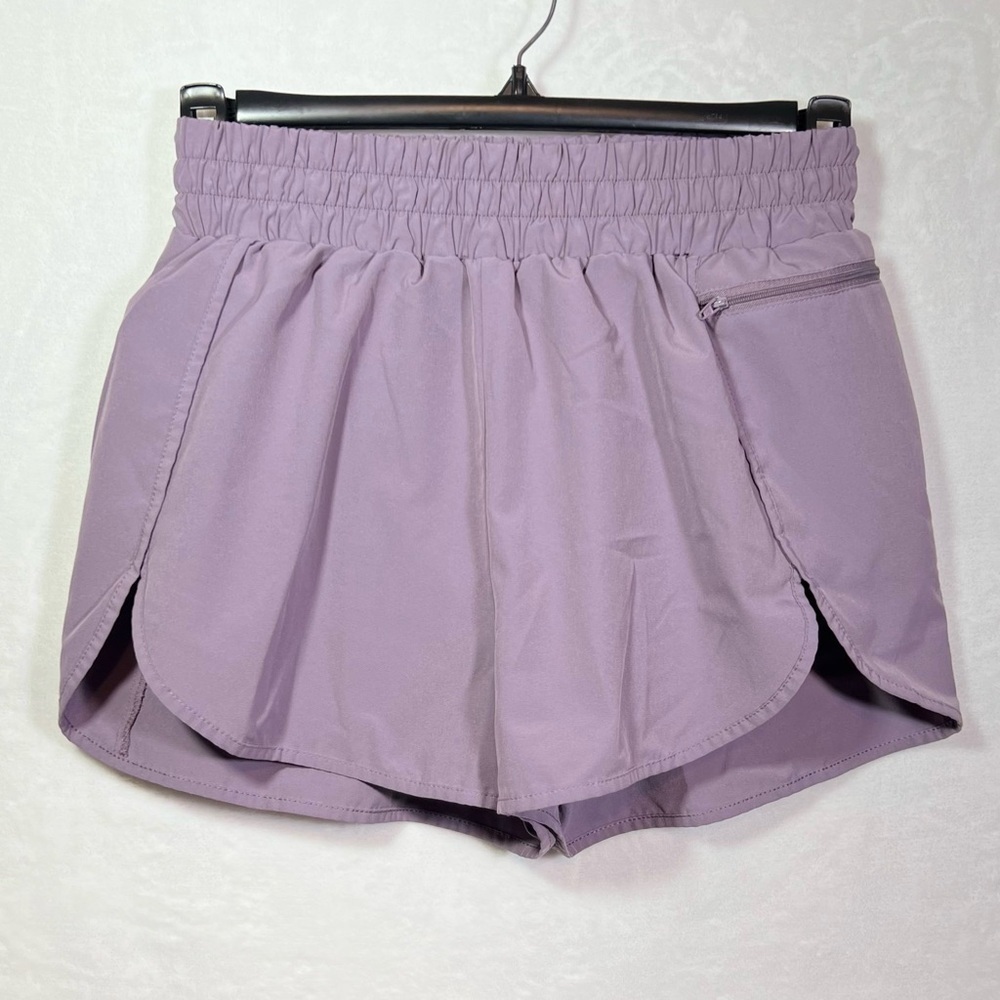 Blooming Jelly Light Purple Women’s Athletic Running Shorts Size L Quick-Dry - Picture 2 of 10